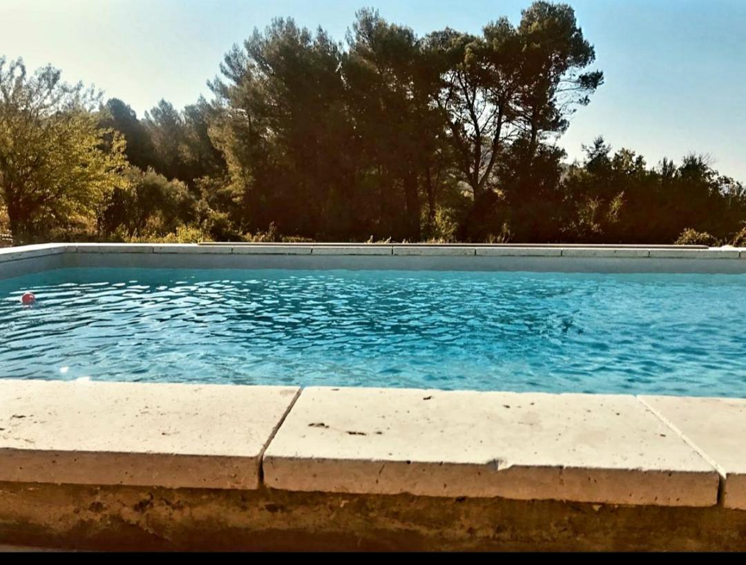 كادينيت Bastide Bellugue Maison D'Hotes Reseau Bienvenue A La Ferme A 3 Minutes De Lourmarin المظهر الخارجي الصورة