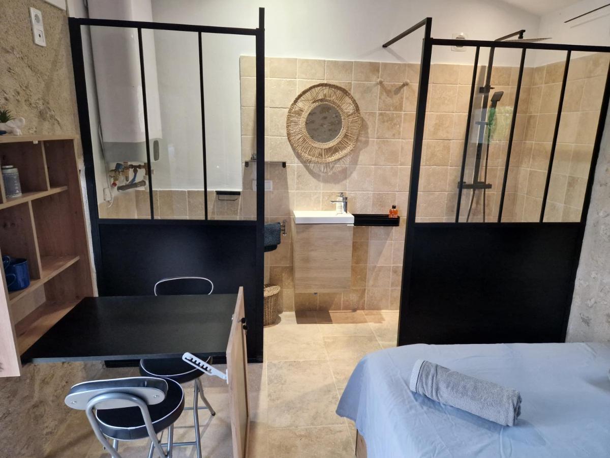 كادينيت Bastide Bellugue Maison D'Hotes Reseau Bienvenue A La Ferme A 3 Minutes De Lourmarin المظهر الخارجي الصورة